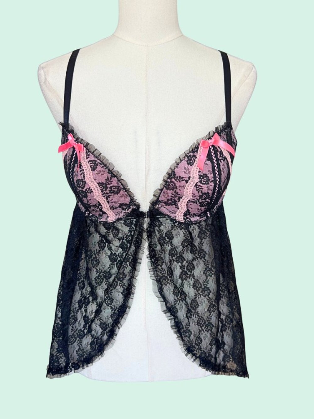 Vintage Y2K Victoria's Secret Lace Split Front Babydoll Chemise